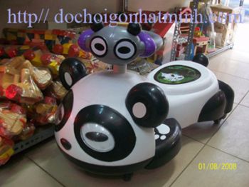 Xe lắc gấu trúc